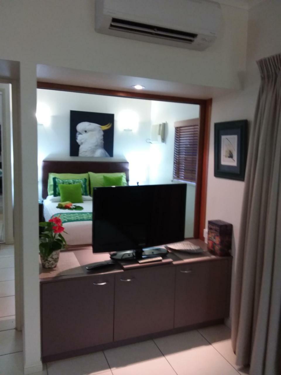 Jackies City Central Apartment Кэрнс Экстерьер фото